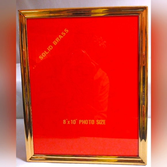 SOLID BRASS 8 X 10 INCHES PHOTO FRAME - EACH (NWT) - Picture 4 of 4